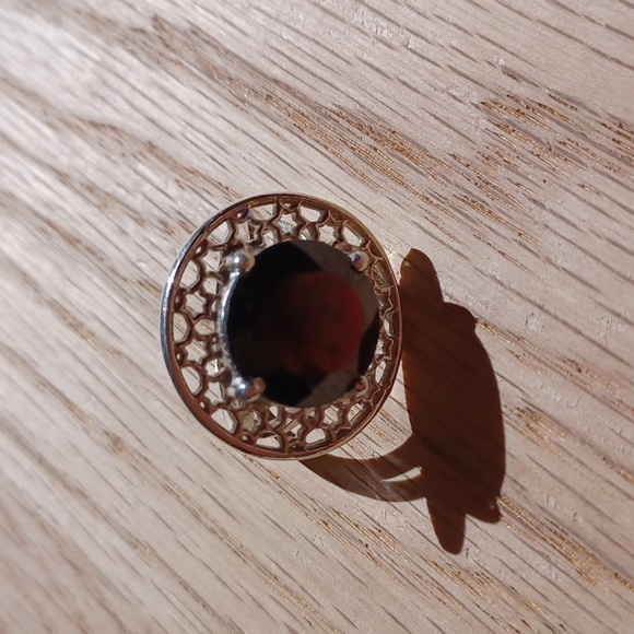 NEW Vintage Sterling Silver Garnet ring - Picture 2 of 11